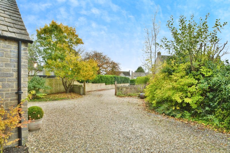 Driveway - click for photo gallery
